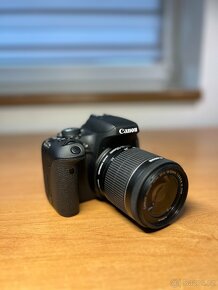 Canon EOS 750d + brašna na foťák
