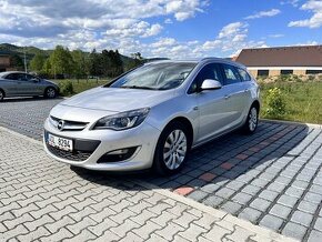 Opel Astra 2.0 CDTI - Automat