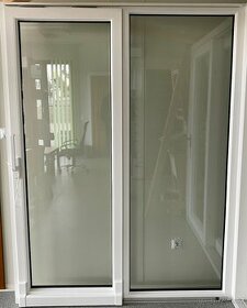 Sklopně-posuvný balkon automat