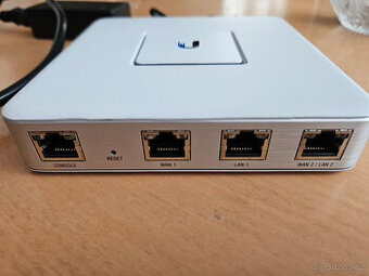 Unifi security gateway