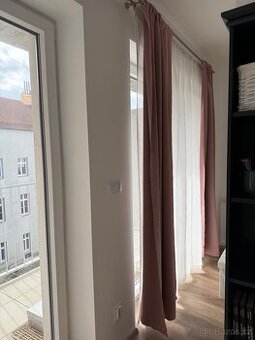 Zatemňovací závěsy