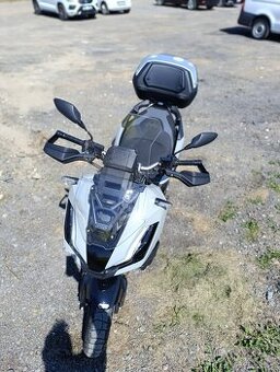 Honda ADV 350 - 1