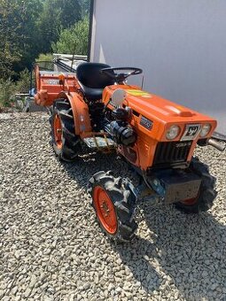Malotraktor Kubota B5001 - 1