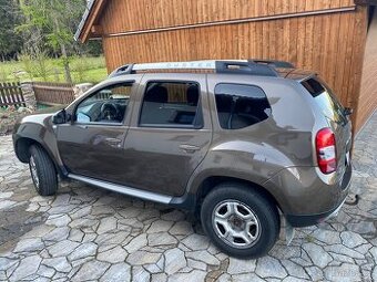 Dacia Duster 1.6 16V 84 kW 4x4 LPG. 1. majitel, pěkný stav