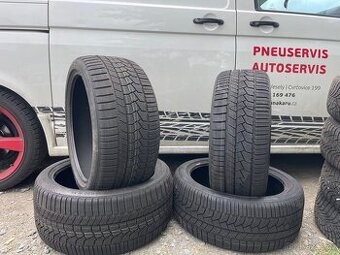 Zimní pneu 245 40 20 a 275 35 20 Continental