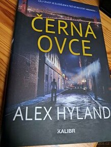 Alex Hyland - Černá ovce - 1