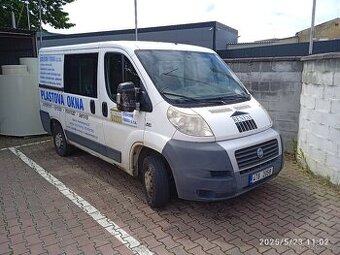 FIAT DUCATO2,2JTD 11 skříňový 6-ti místný