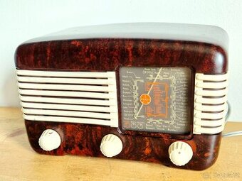 Staré rádio Tesla Talisman 306U