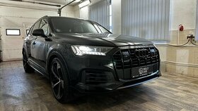 Q7 55 TFSI E / zánovní / top stav / odpočet DPH