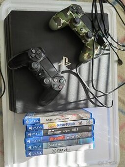 PLAYSTATION 4 PRO 1tb
