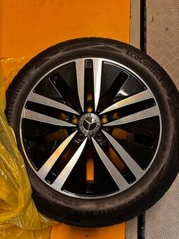 Mercedes benz class A 4 kola 17" letni