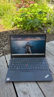 Lenovo ThinkPad P14s  - dotykový display