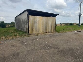 Městec Králové - nebytový prostor k uskladnění