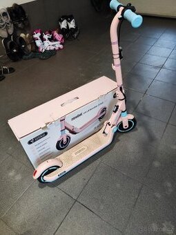 Dětská elektrická koloběžka ninebot zing 8