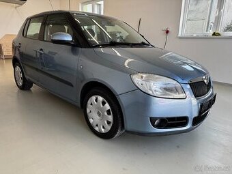 Škoda Fabia 2 II Hatchback 1.4i 63kW+klimatizace+