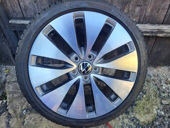 zimní sada Volkswagen Golf 8 R18 Pirelli