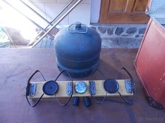 Plynová lahev PB. s vařičem a kufrem