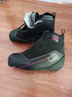 Nové boty na běžky Rossignol 39 nnn