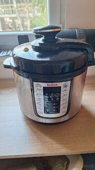 Multifunkční elektrický hrnec Tefal One Pot CY505EE0