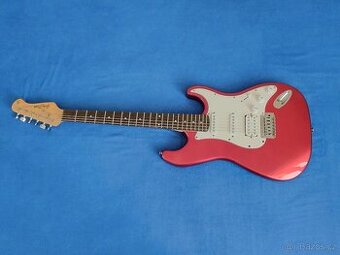 Kytara Harley Benton Stratocaster červený S-S-H