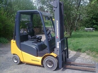 Benzínový vysokozdvižný vozík Jungheinrich TFG 316, rok výro