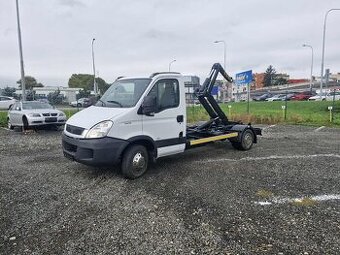 Iveco daily na řidičský průkaz skupina B