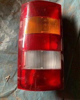 Škoda Pickup zadní světlo - levé