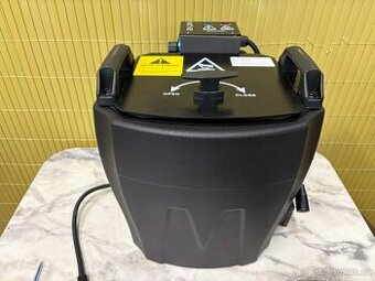 stroj na suchý led – výrobník nízké mlhy (Dry Ice Machine).