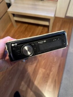 Rádio LG s Bluetooth