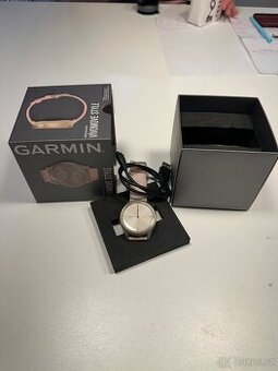 Garmin vivomove style