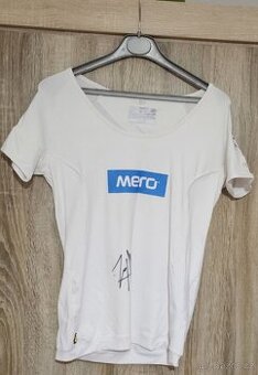 Andrea Hlaváčková tričko 
Česká profesionální tenistka