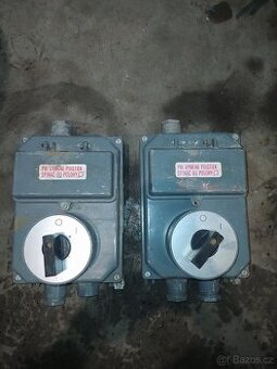 Vypínač s pojistkami