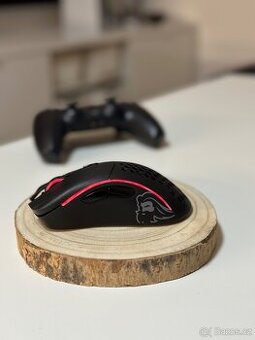 Herní bezdrátová myš Glorious Model D Wireless