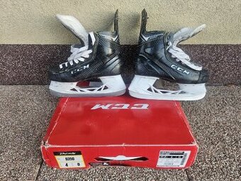 Brusle CCM EUR 37,5 23,5 cm