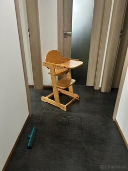 Dětská židle