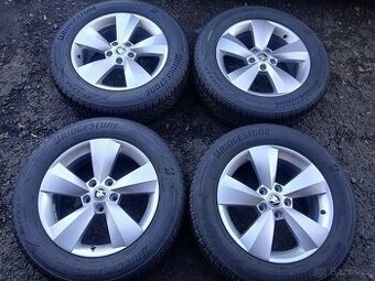 P- Sada Orig ALU kol Škoda 215/65R17 zimní