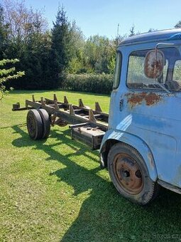 Avia 30L motor + převodovku, nebo celou