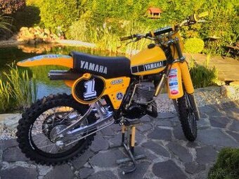 ČZ motokros Yamaha YZ 465 Cantilever