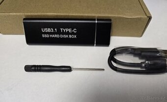 USB adaptér pro M.2 SATA/ NGFF SSD šedý/černý nový