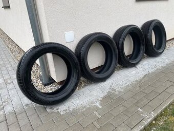 225/55 R19 99V Brigestone Alenza