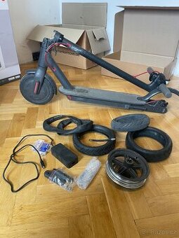 Elektrokoloběžka Xiaomi