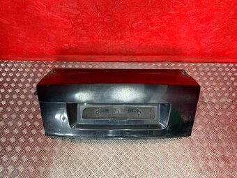 VÍKO KUFRU AUDI A4 B6 SEDAN