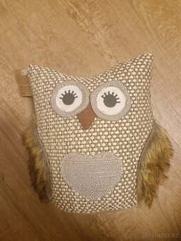 Nová dveřní zarážka Sova hnědá