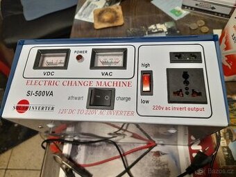 12V DC TO 220V AC INVERTER.