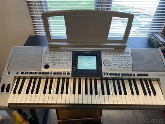 Yamaha PSR-3000