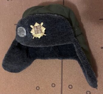 Vojenská dětská čepice ušanka vel. 53