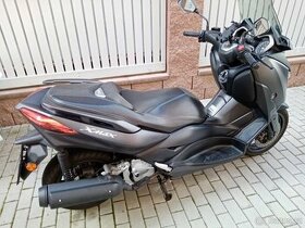 Yamaha x-max 125