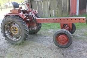 Rs 09 nosič nářadí traktor plně funkční
