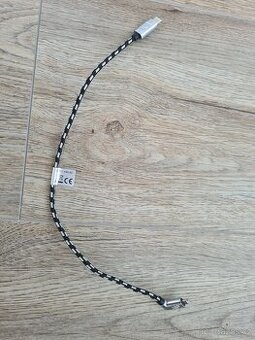 Originální kabel k iPhonu od Volkswagenu