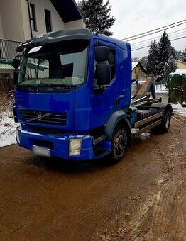 Hakovy nosic kontejneru Volvo fl240